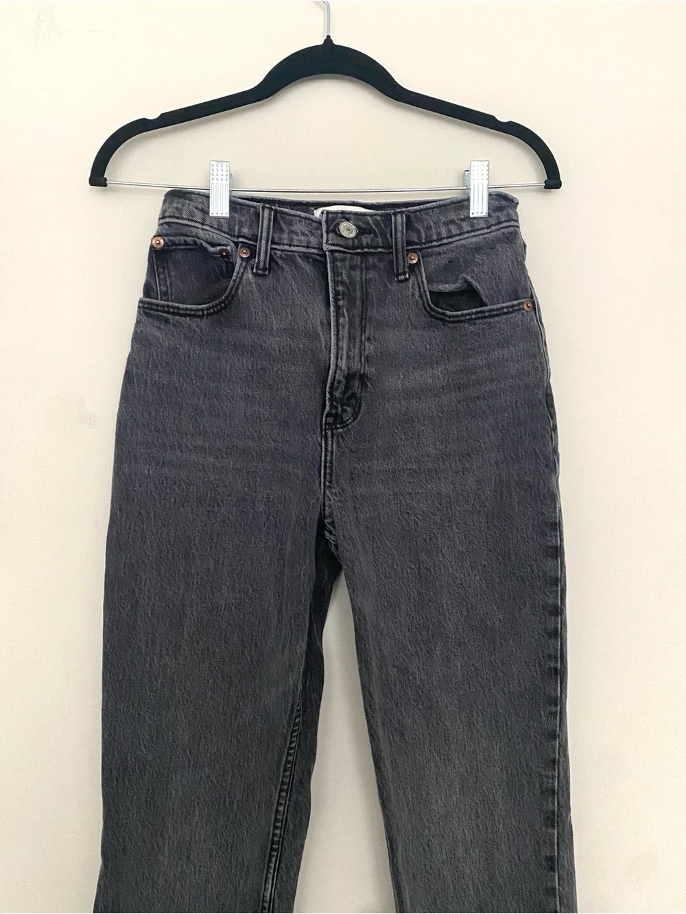 Abercrombie & Fitch 90’s Straight Ultra High Rise Curve Love Jeans Black 4 SHORT - Picture 5 of 7